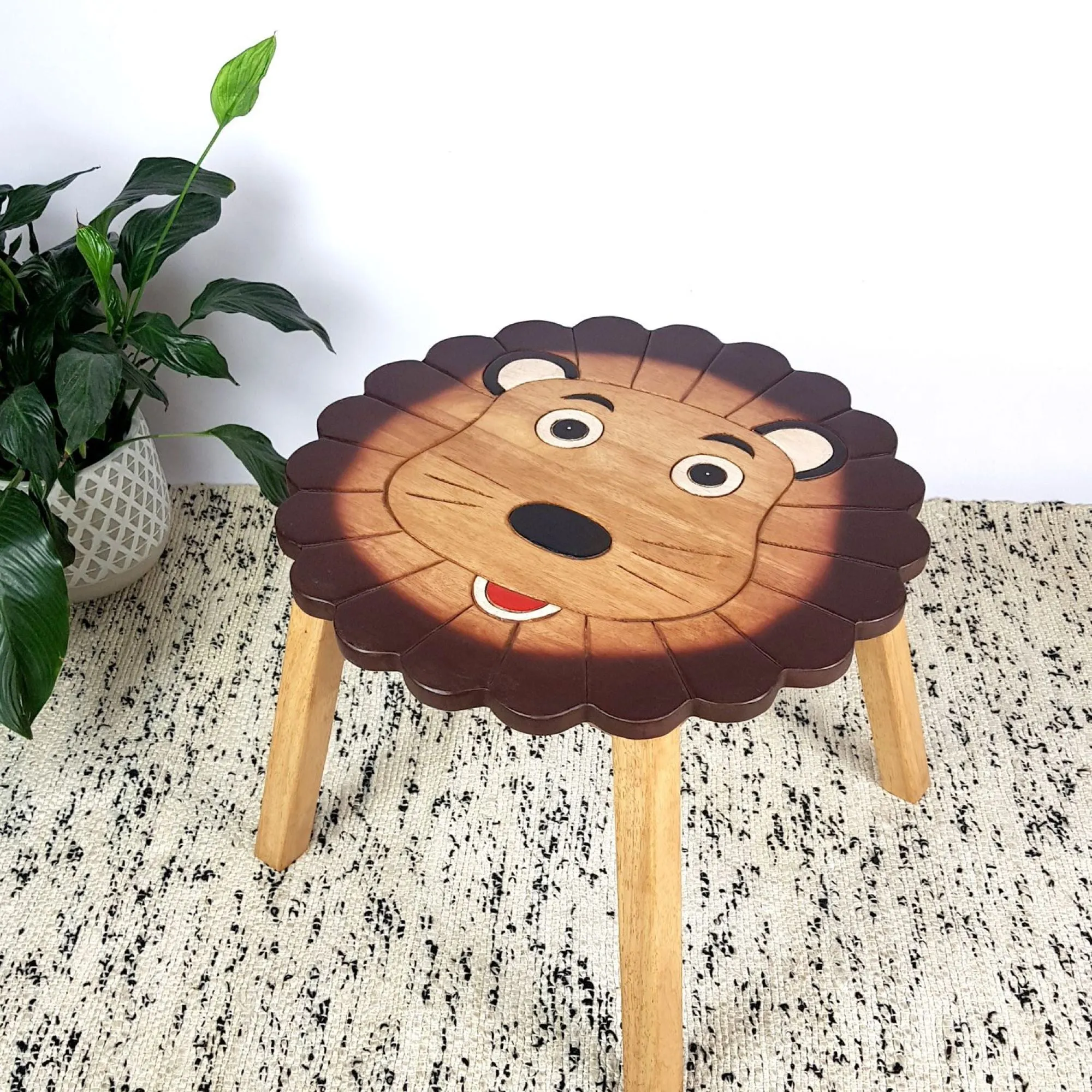 Kids Wooden Table   2 Chairs Set Lion Design Carved Timber Children Furniture