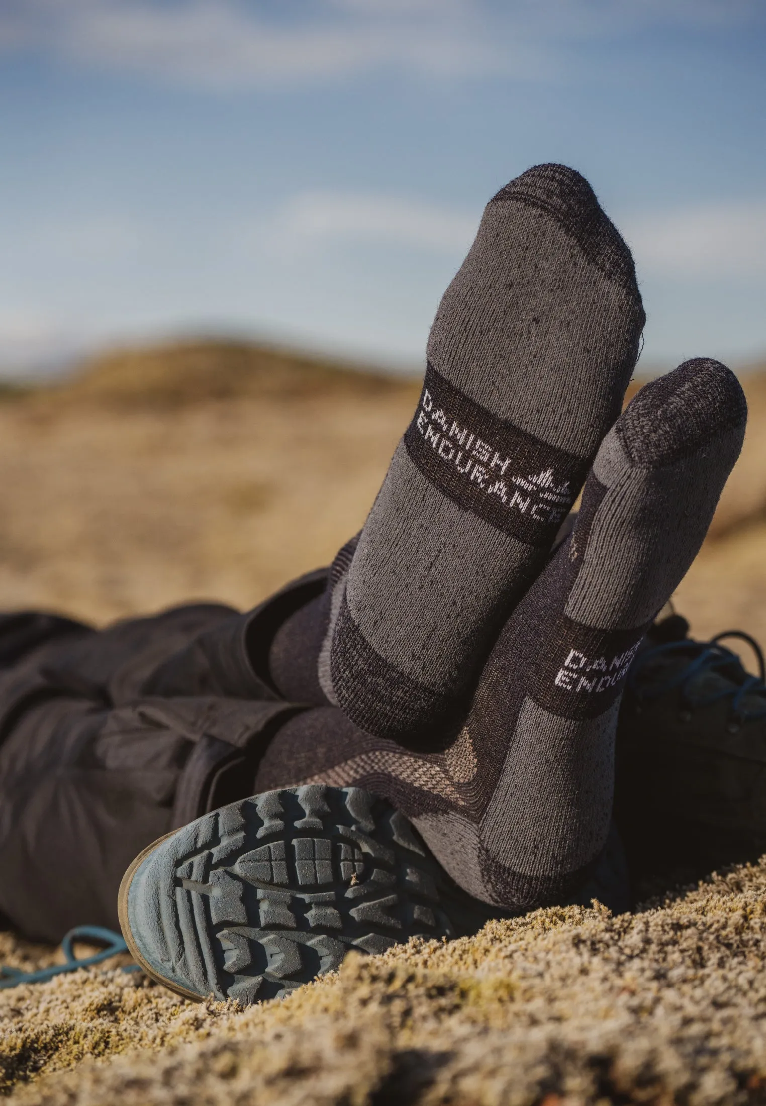 MERINO WOOL HIKING SOCKS