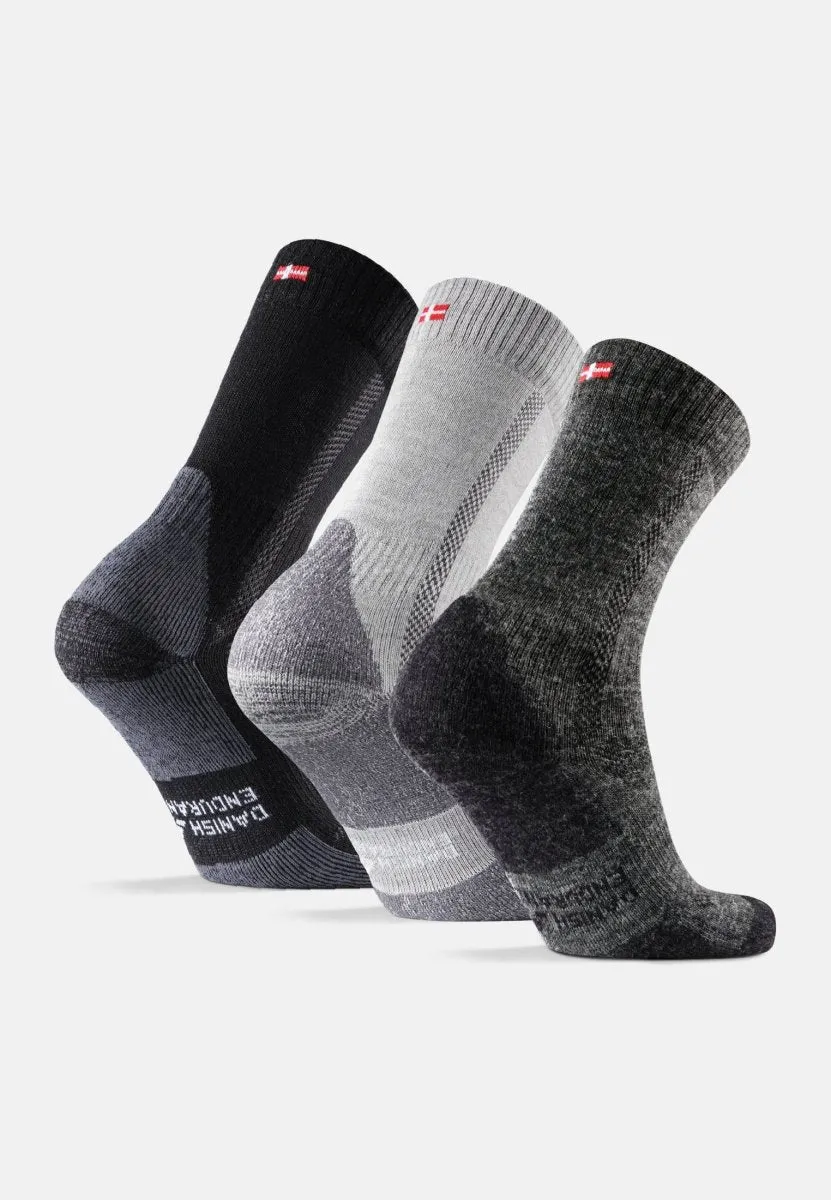 MERINO WOOL HIKING SOCKS