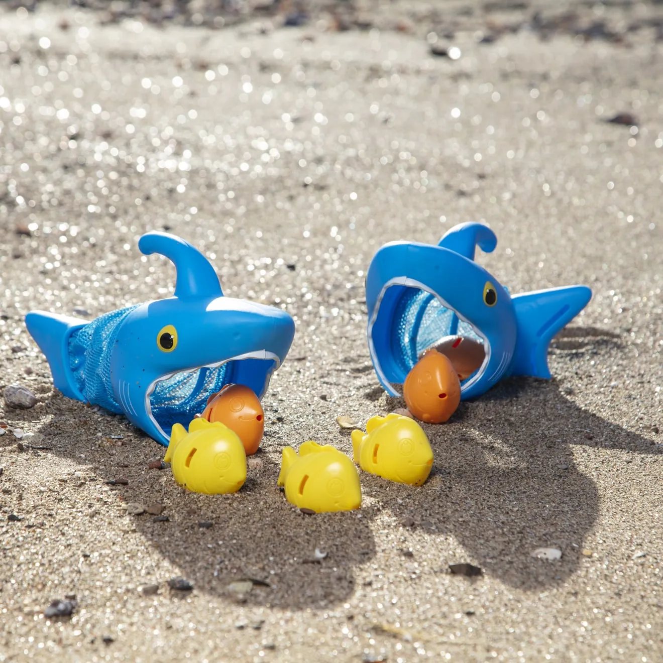 Spark Shark Fish Hunt Pool Toy