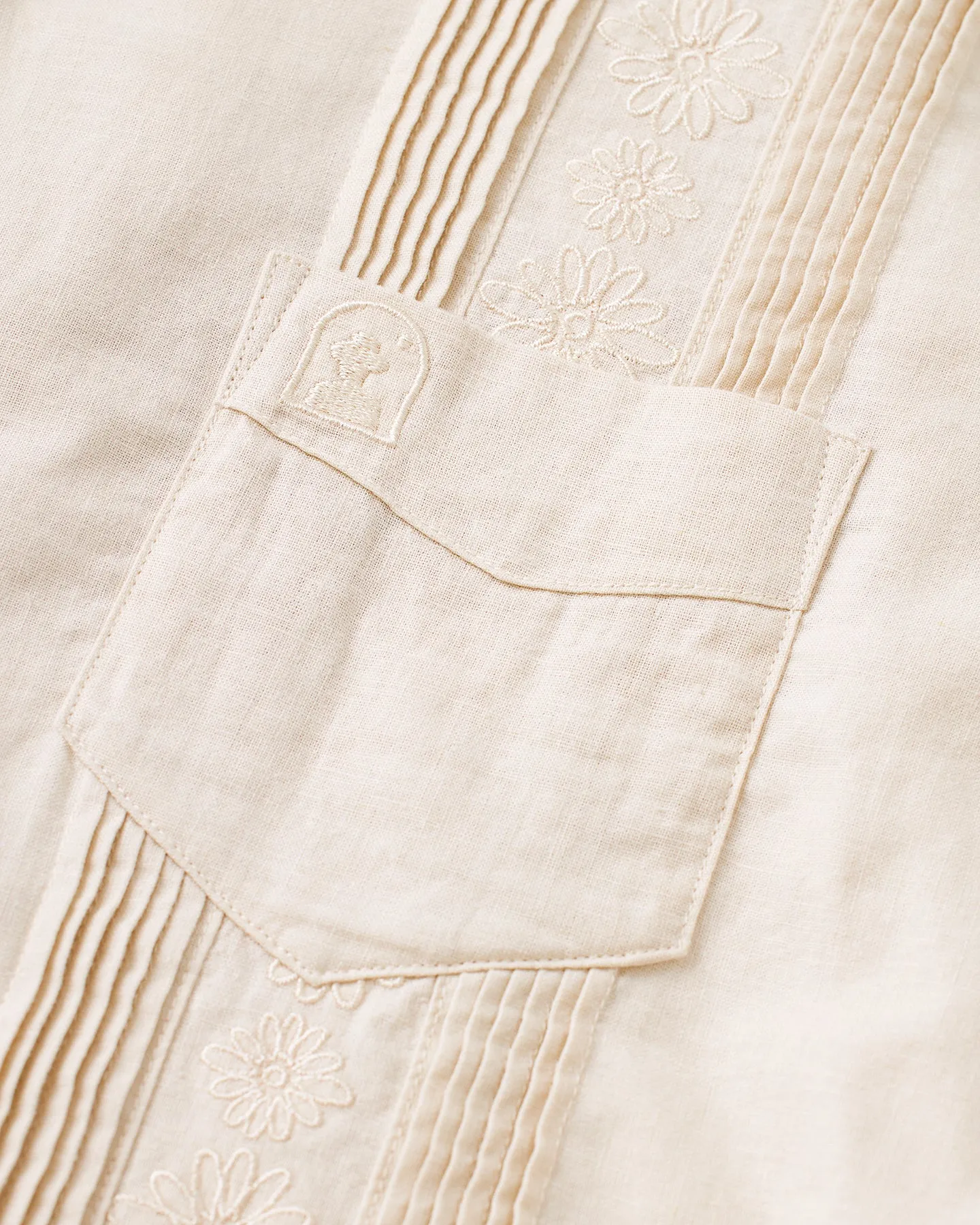 The Brisa Linen Shirt - Vintage Ivory