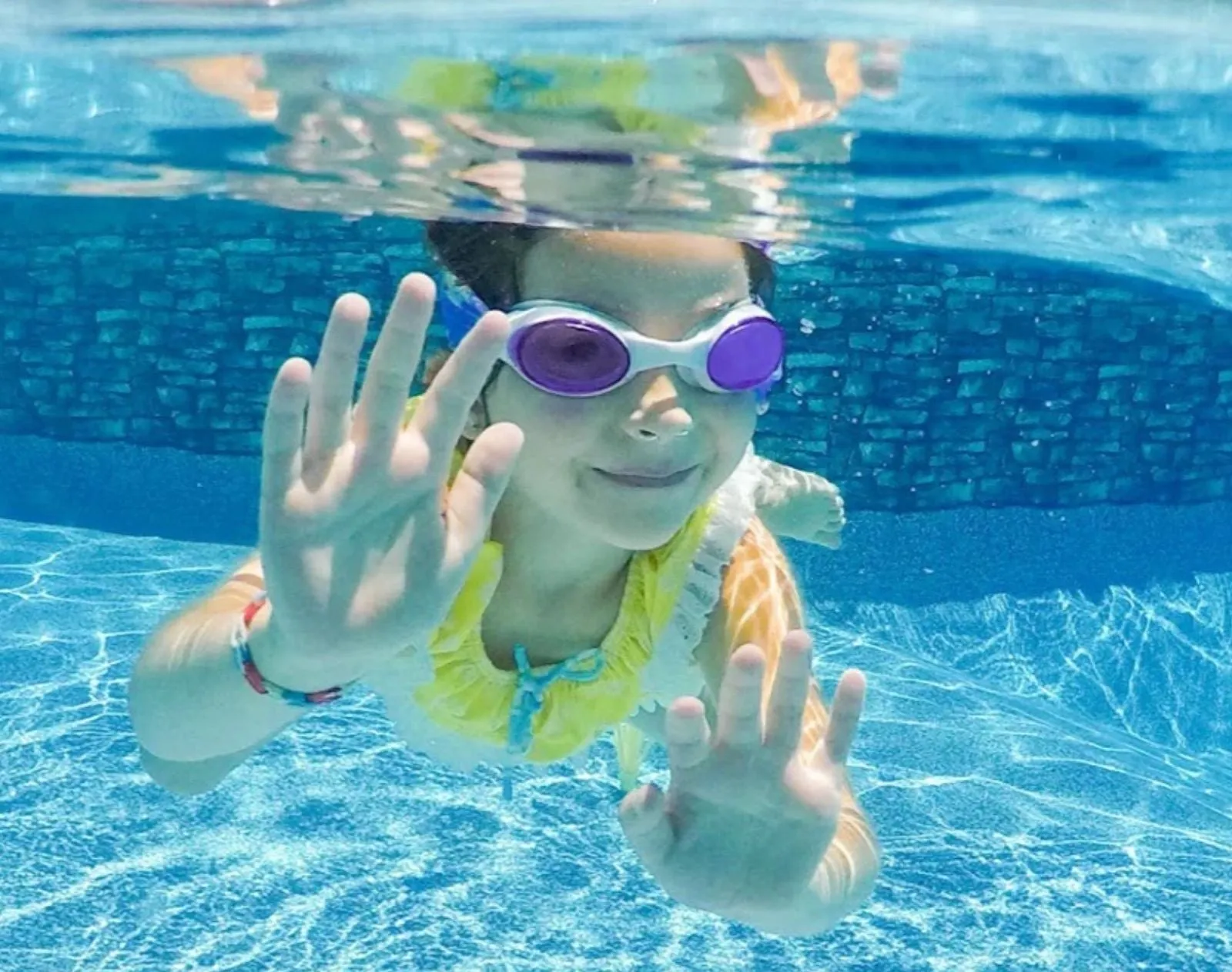 Unicorn Tangle-Free Swim Goggles