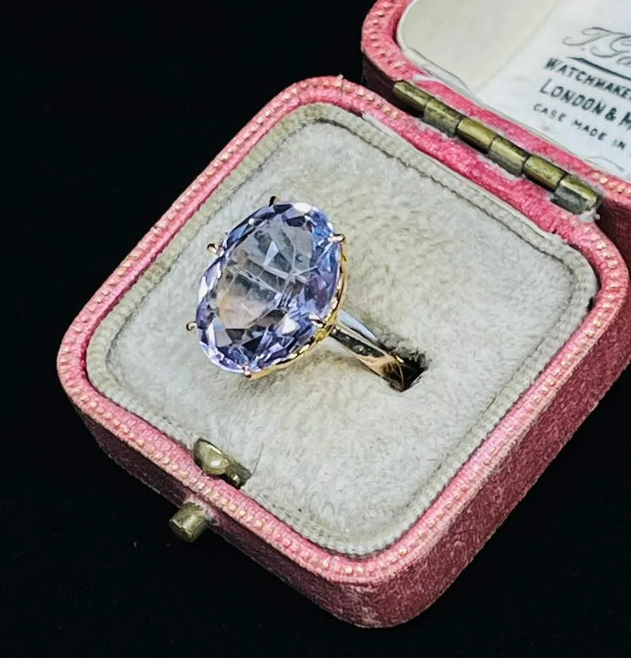 Vintage 1950s Oval Amethyst Ring