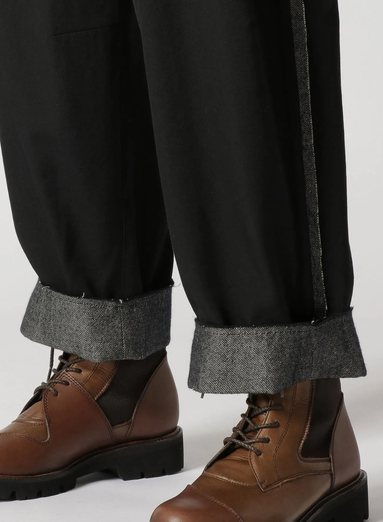 WOOL GABARDINE CUT-OUT PANTS